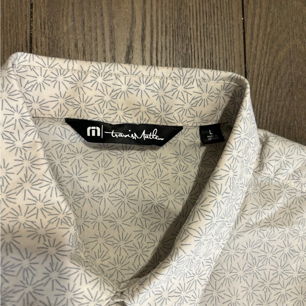 Travis Mathew Light Gray Patterned Button Down Sh… - image 2